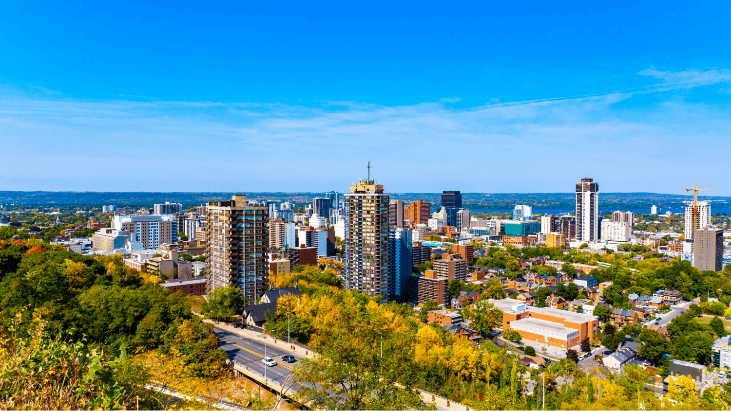 A daytime view of the skyline of Hamilton, ON, Canada